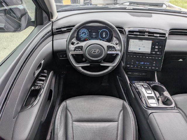 Used 2024 Hyundai Tucson Limited AWD/4WD image 16