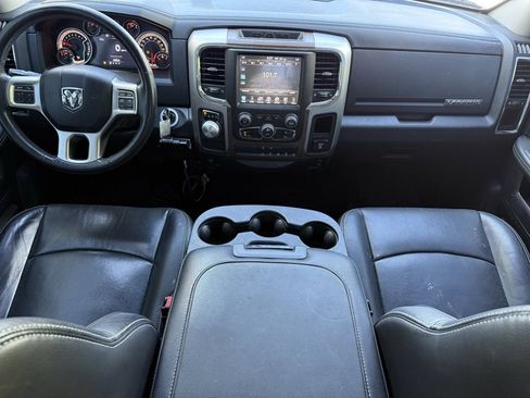 Used 2016 RAM 1500 Laramie image 10