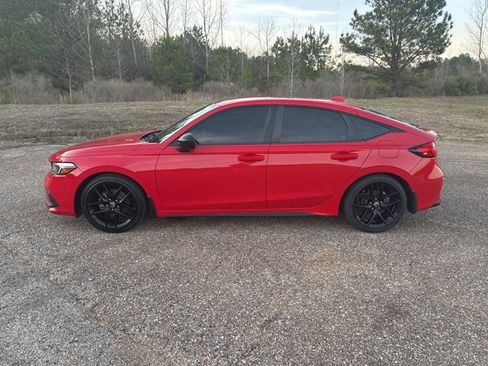 Used 2023 Honda Civic Sport image 5