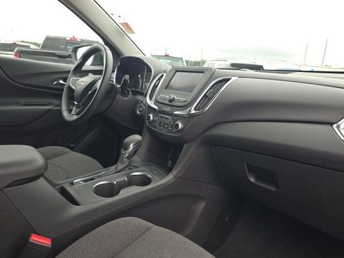 Used 2024 Chevrolet Equinox LT w/ LPO, Floor Liner Package FWD image 21