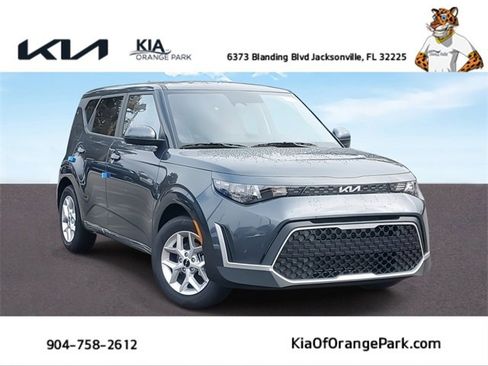 New 2025 Kia Soul LX image 1
