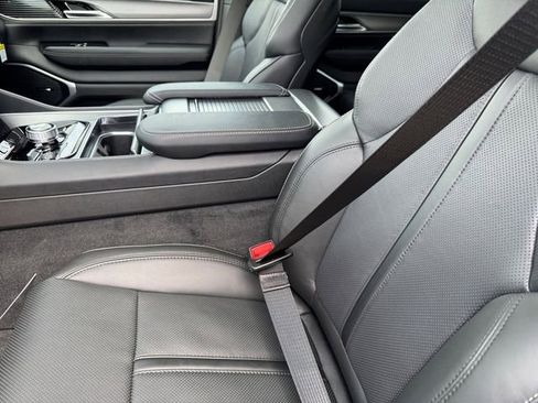 New 2026 Jeep Grand Wagoneer 4WD w/ Premium Group I image 12