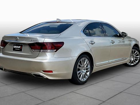 Used 2015 Lexus LS 460 w/ Comfort Package RWD image 12