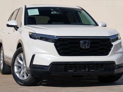 Used 2024 Honda CR-V EX image 2