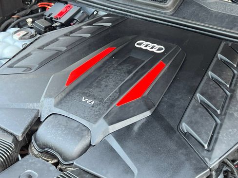 Used 2024 Audi SQ8 Prestige AWD/4WD image 48