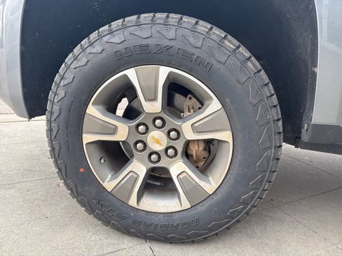 Used 2018 Chevrolet Colorado Z71 image 11