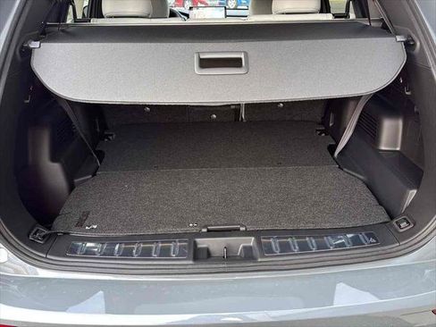 New 2026 Mitsubishi Outlander SE image 32