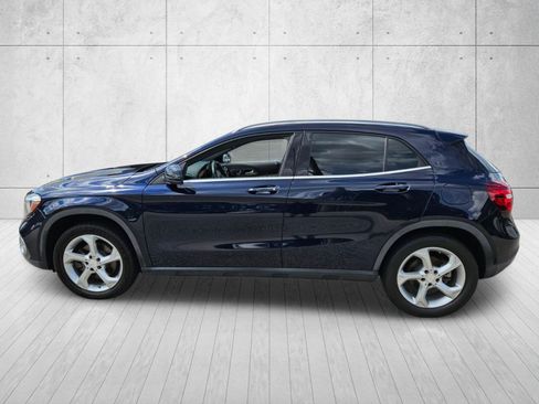 Used 2018 Mercedes-Benz GLA 250 4MATIC image 4
