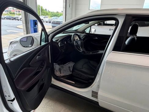 Used 2017 Buick Envision Essence w/ LPO, Cargo Package FWD image 5