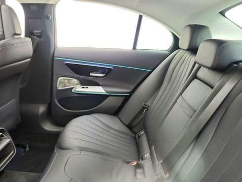Used 2024 Mercedes-Benz E 350 4MATIC Sedan image 28