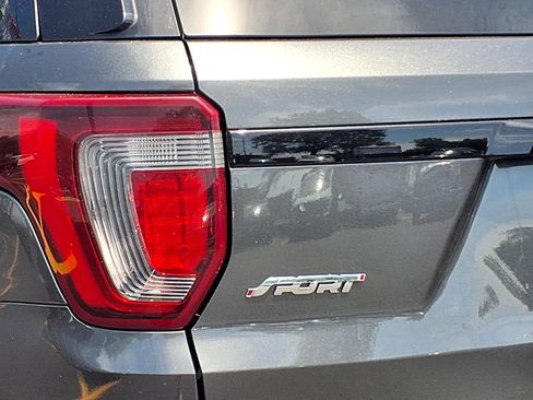 Used 2019 Ford Explorer Sport AWD/4WD image 27