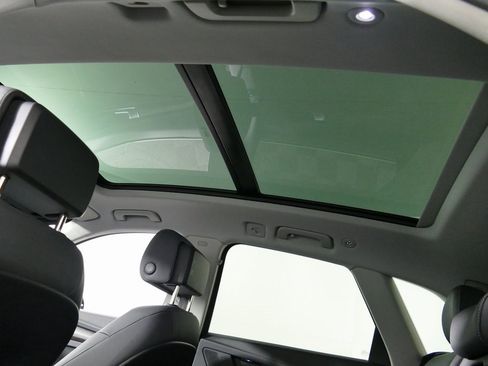 Used 2023 Audi Q5 2.0T Premium w/ Convenience Package image 31