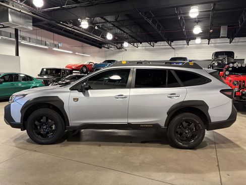 Used 2024 Subaru Outback Wilderness AWD/4WD image 6