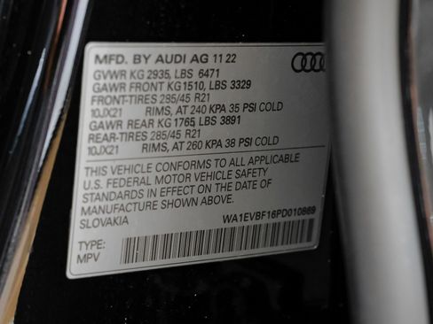 Used 2023 Audi Q8 Premium Plus w/ Premium Plus Package AWD/4WD image 64