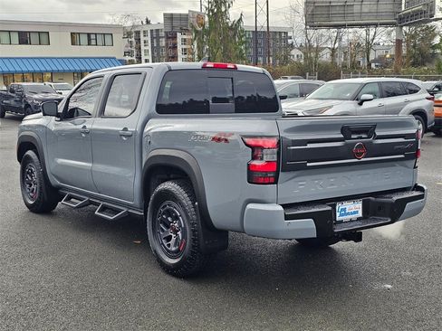 Used 2025 Nissan Frontier PRO-4X w/ Pro Premium Package image 7