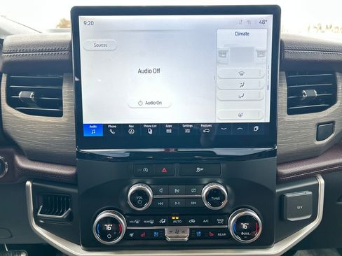 Used 2024 Ford Expedition Max Limited image 17