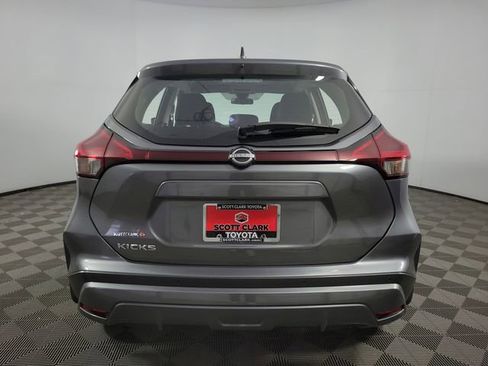 Used 2024 Nissan Kicks S image 12