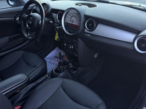 Used 2014 MINI Cooper Clubman FWD image 34