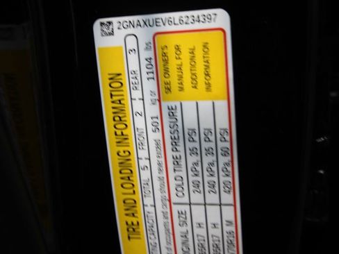 Used 2020 Chevrolet Equinox LT AWD/4WD image 26