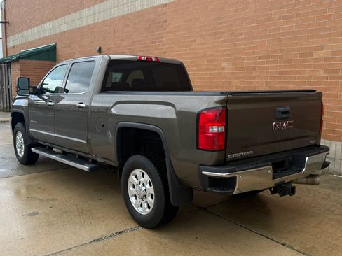 Used 2015 GMC Sierra 3500 SLT w/ Duramax Plus Package AWD/4WD image 5