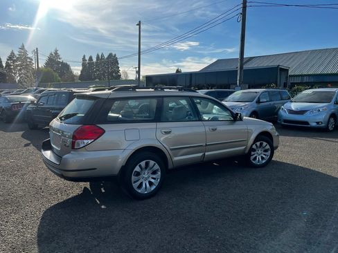 Used 2008 Subaru Outback 3.0R L.L. Bean AWD/4WD image 3