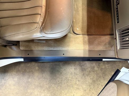 Used 1995 Buick Roadmaster Estate RWD image 76