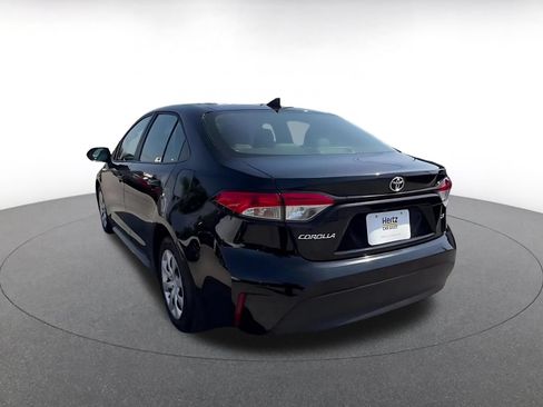 Used 2025 Toyota Corolla LE FWD image 11