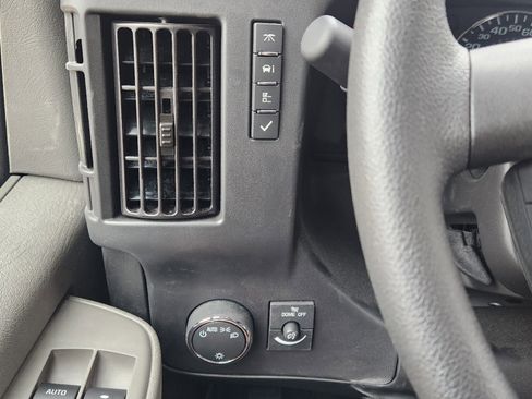 New 2024 Chevrolet Express 3500 w/ Power Convenience Package image 24
