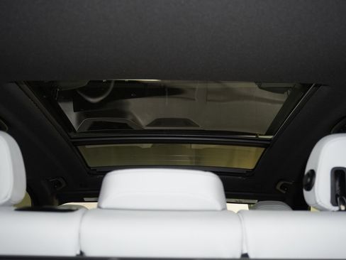 Certified 2024 BMW X5 xDrive50e w/ Premium Package image 21