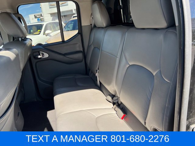 Used 2014 Nissan Frontier SV w/ SV Value Truck Package AWD/4WD image 34