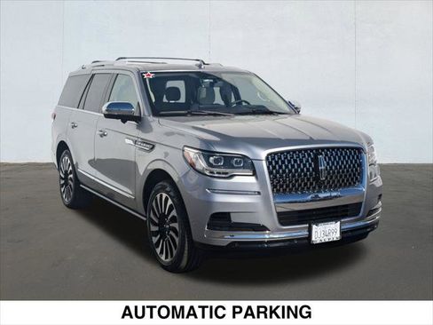 Used 2024 Lincoln Navigator Black Label image 7