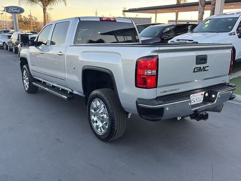 Used 2019 GMC Sierra 2500 SLT w/ Duramax Plus Package image 7