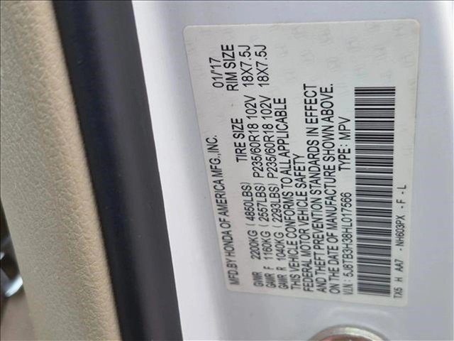 Used 2017 Acura RDX w/ AcuraWatch Plus Package FWD image 16