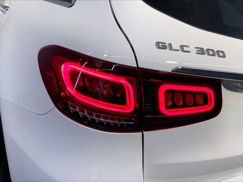 Used 2020 Mercedes-Benz GLC 300 4MATIC image 30