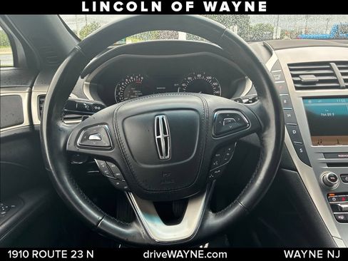 Used 2018 Lincoln MKZ Premiere AWD/4WD image 23