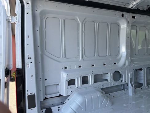 New 2026 Ford Transit 250 148 Medium Roof RWD image 20