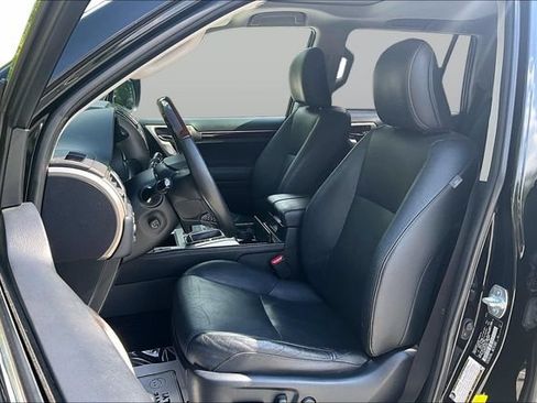 Used 2019 Lexus GX 460 Premium AWD/4WD image 24