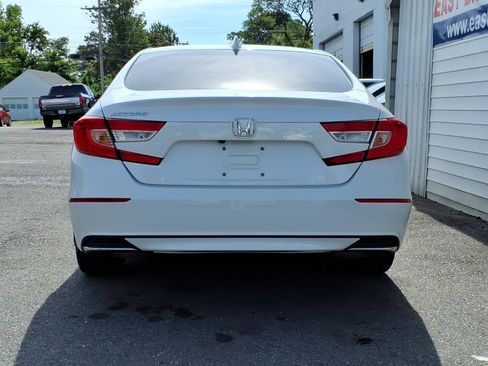 Used 2018 Honda Accord LX image 4