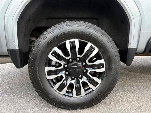 Used 2024 GMC Sierra 2500 Denali Ultimate AWD/4WD image 24