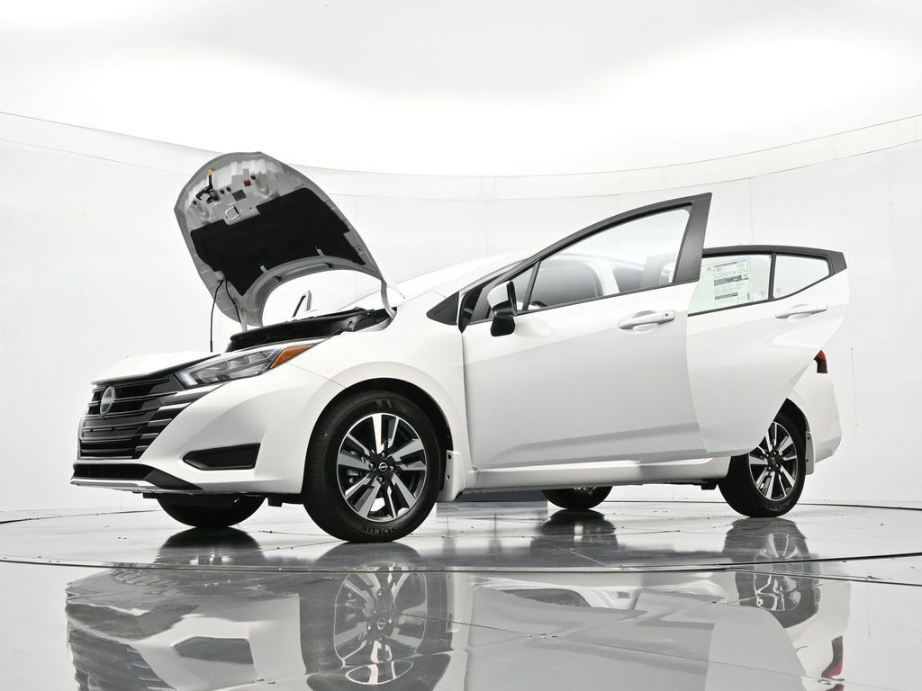 New 2025 Nissan Versa SV w/ Trunk Package FWD image 43