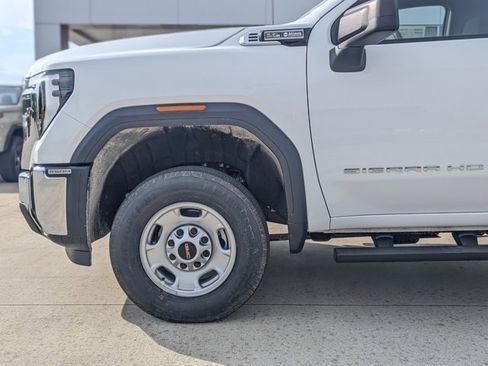 New 2025 GMC Sierra 2500 Pro w/ Convenience Package image 10