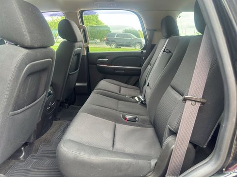 Used 2013 GMC Yukon SLE RWD image 15