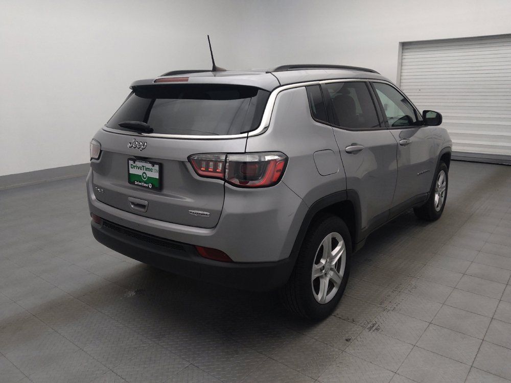 Used 2023 Jeep Compass Latitude AWD/4WD image 9