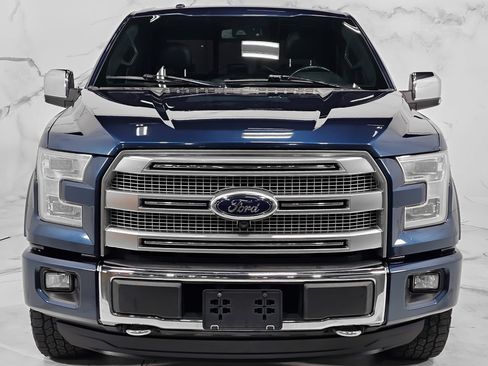 Used 2015 Ford F150 Platinum w/ Equipment Group 701A Luxury AWD/4WD image 9