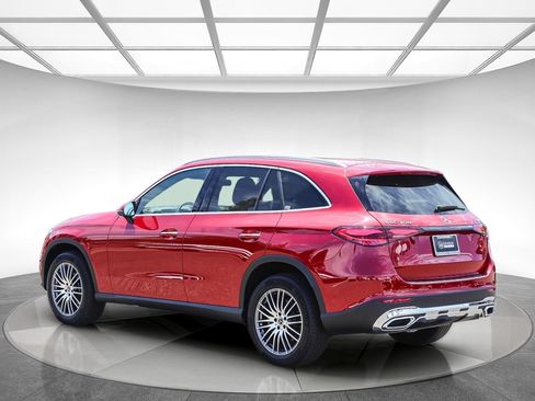 Certified 2026 Mercedes-Benz GLC 300 4MATIC image 2