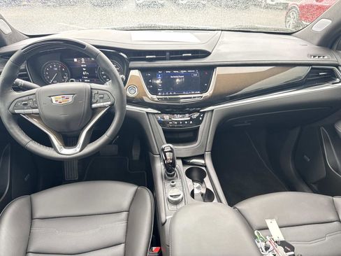 New 2025 Cadillac XT6 Premium Luxury w/ Platinum Package image 15