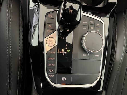 Used 2024 BMW X3 xDrive30i w/ Premium Package image 18