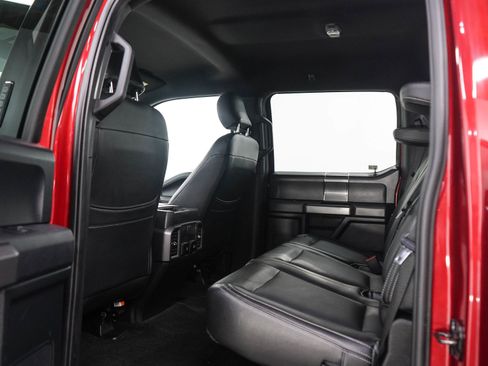 Used 2019 Ford F150 XLT w/ Equipment Group 302A Luxury AWD/4WD image 16