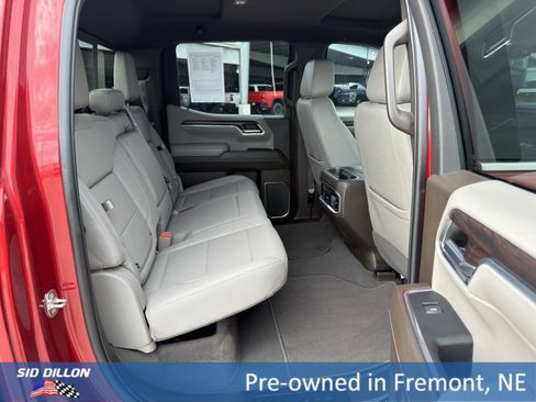 Certified 2023 GMC Sierra 1500 SLT w/ SLT Premium Package AWD/4WD image 16