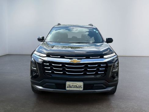 Used 2025 Chevrolet Equinox LT w/ Convenience Package II image 8